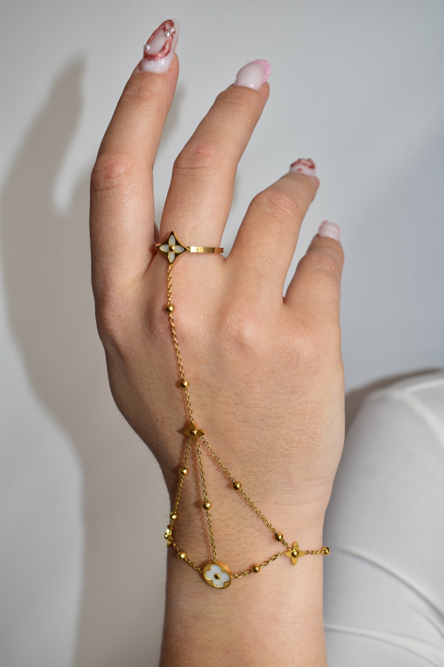 Hand Chain Alyssa Gold