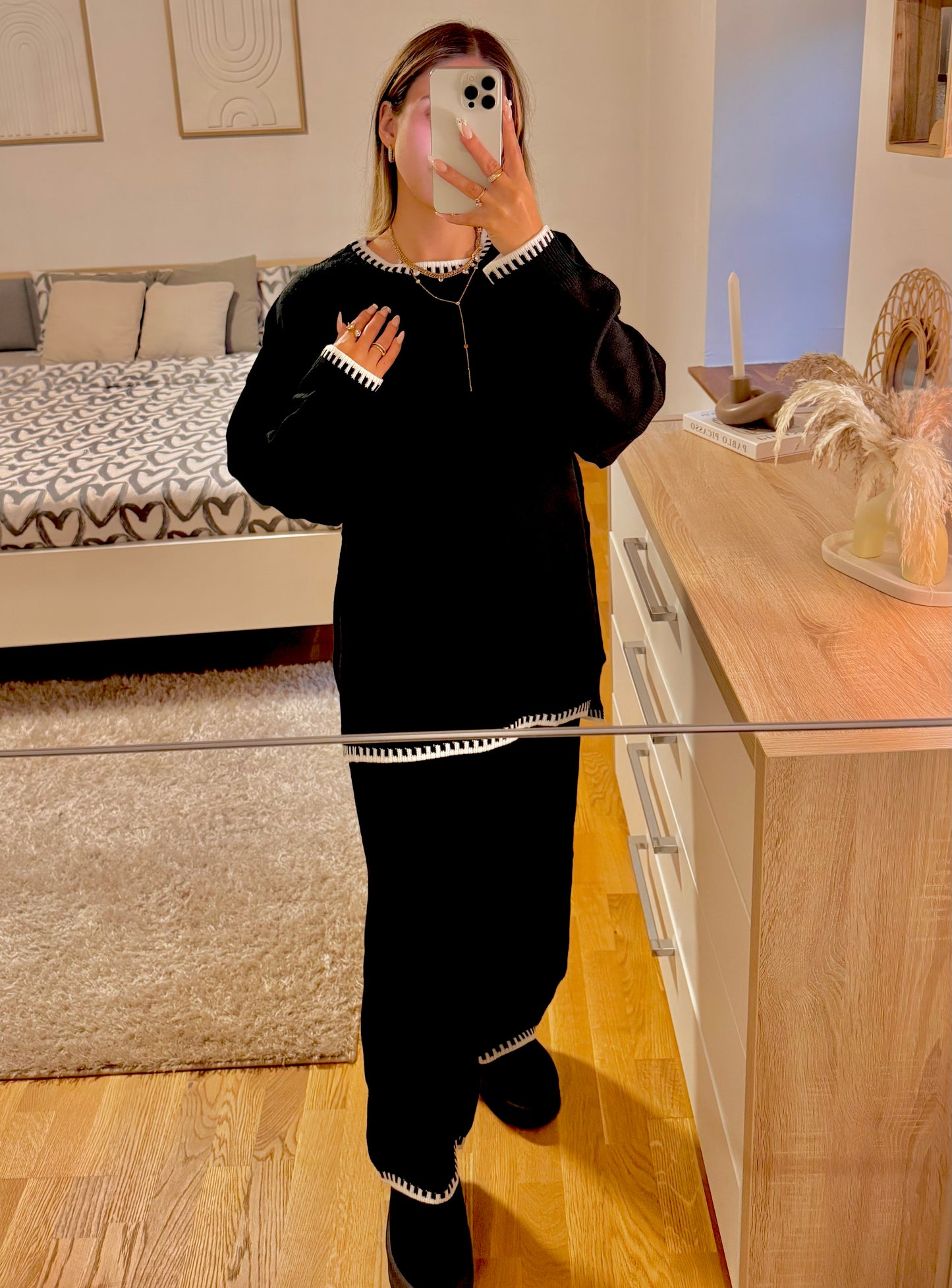 2- Piece Black Set Mara