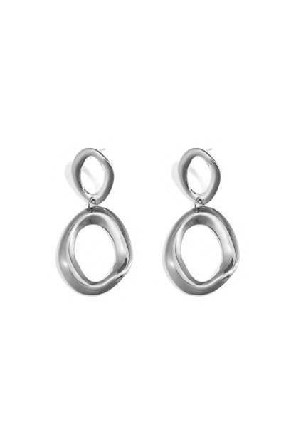 Statement earrings with organic rings