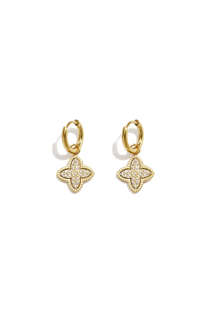 Stainless steel dangle earrings with a four-leaf clover, simple everyday jewelry from the Simple series for women.