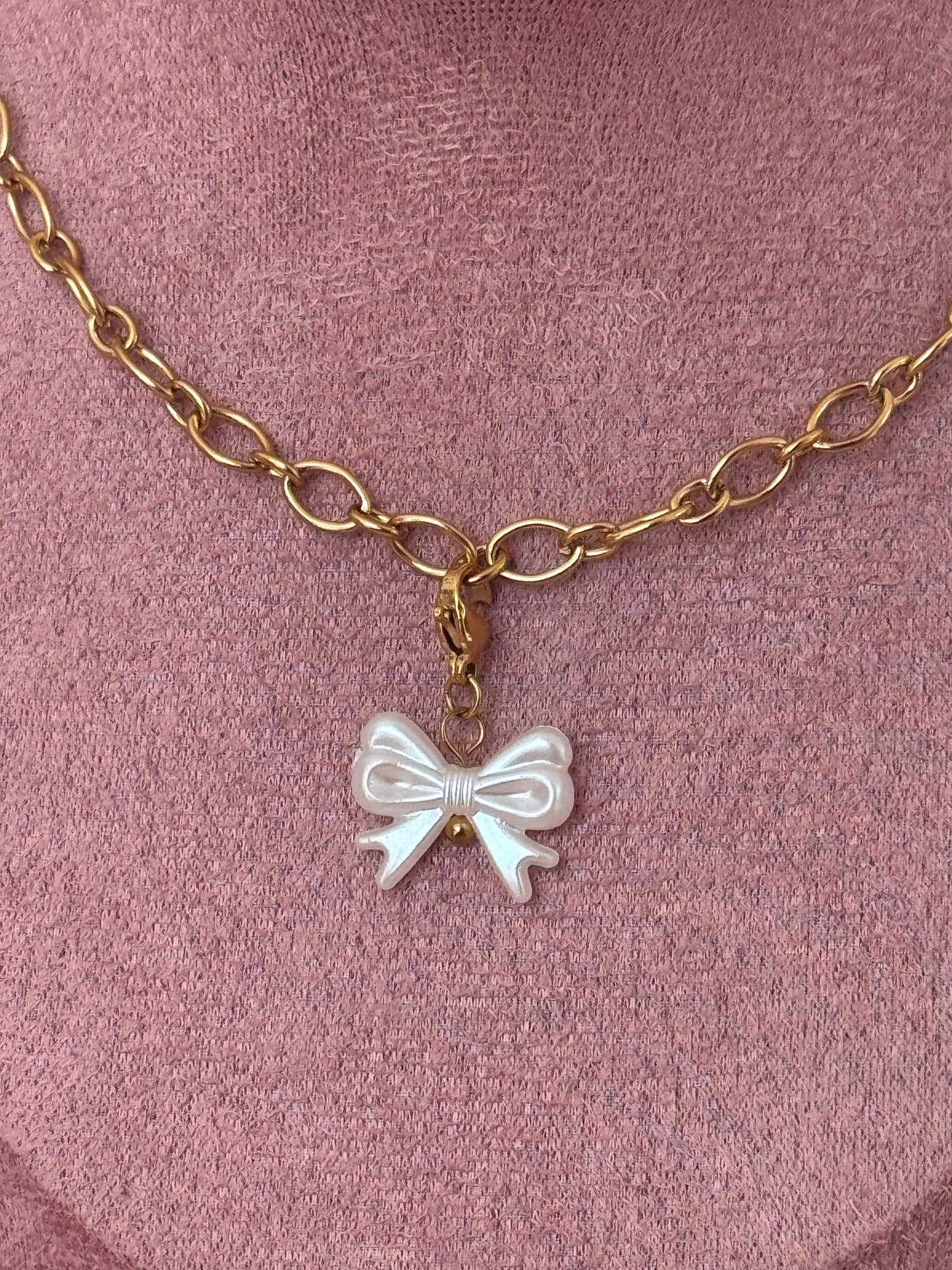 Charm: White Bow