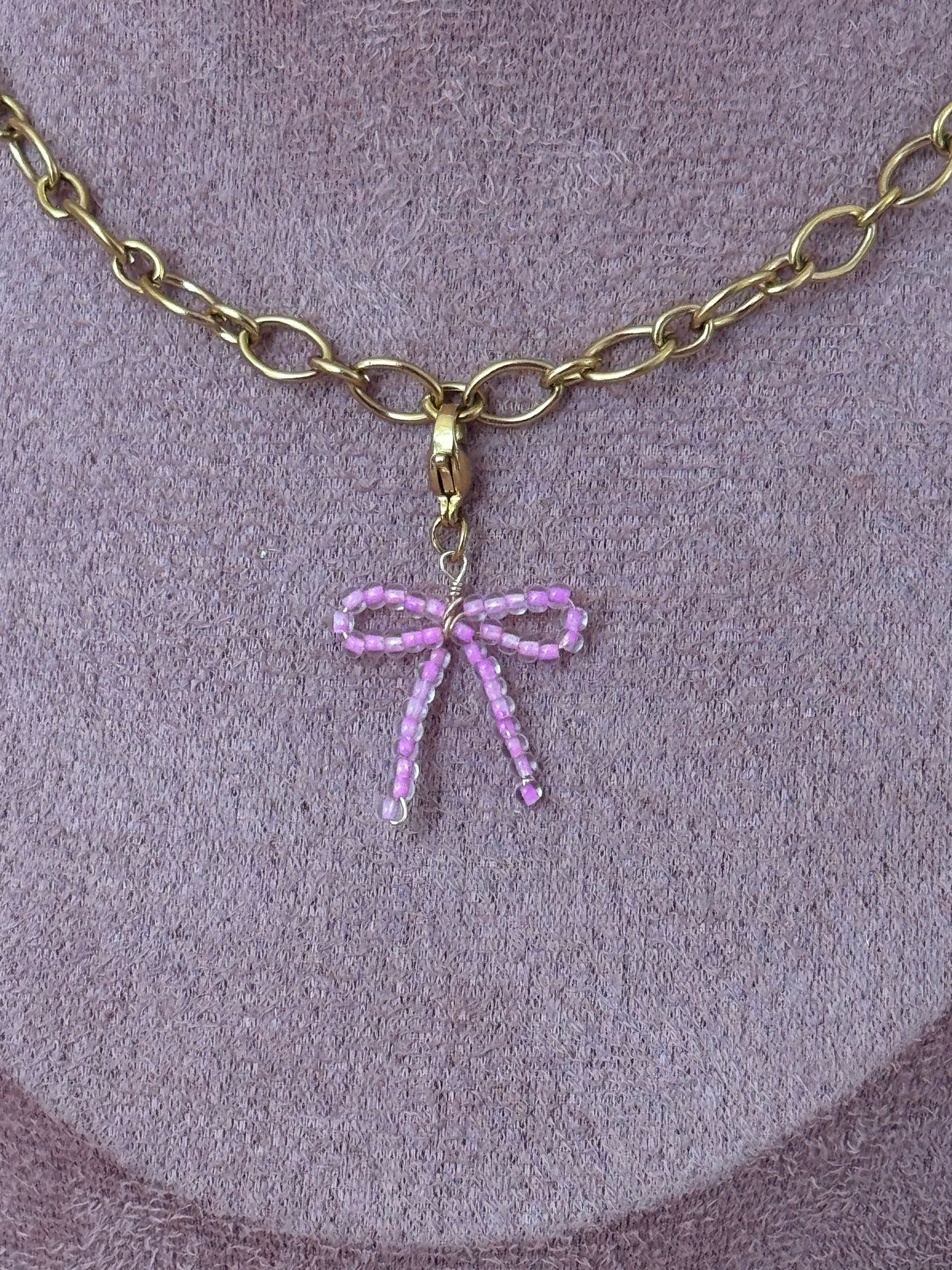 Charm: Beaded Bow