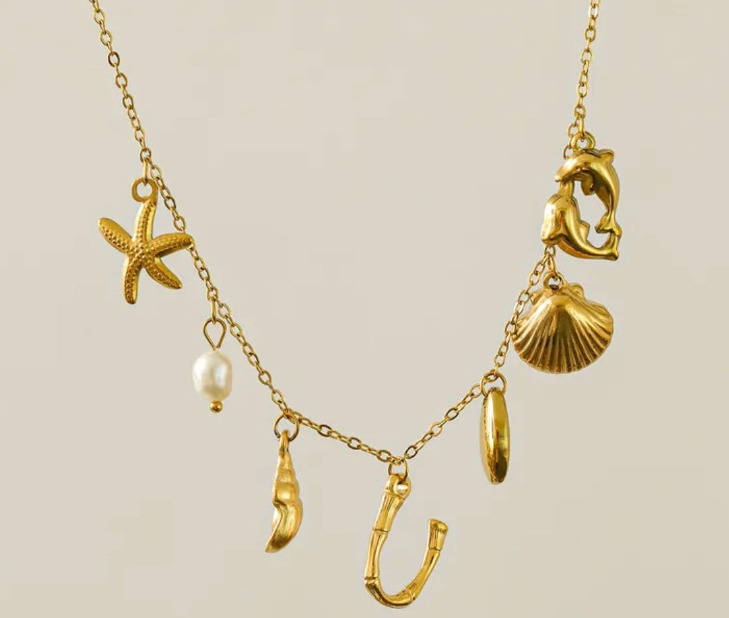 Necklace Letter Gold