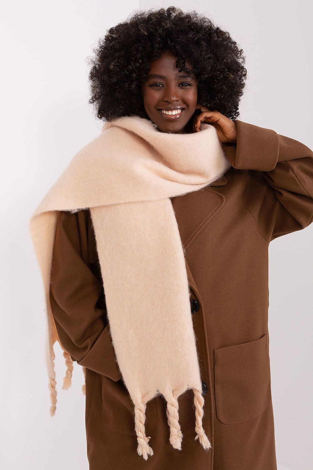  Shawl model 190588 AT 